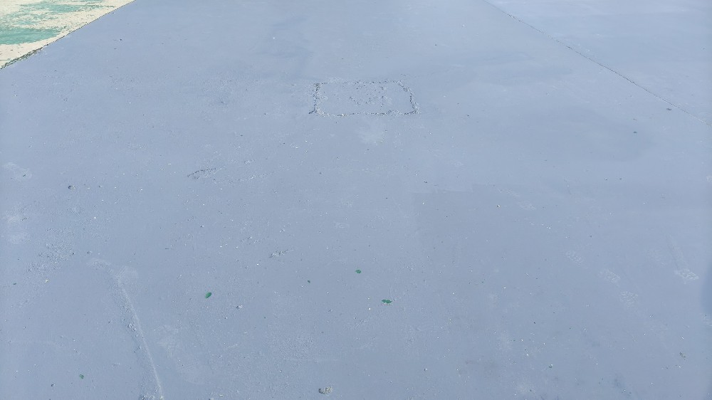 水泥麵煥新姿：晨虹醇酸專用汽車漆打造輥塗新體驗